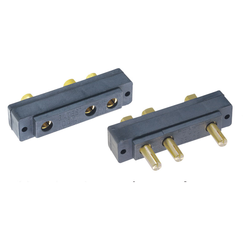 Einführung von 100A 125 V Stufe Pin Panel Mount